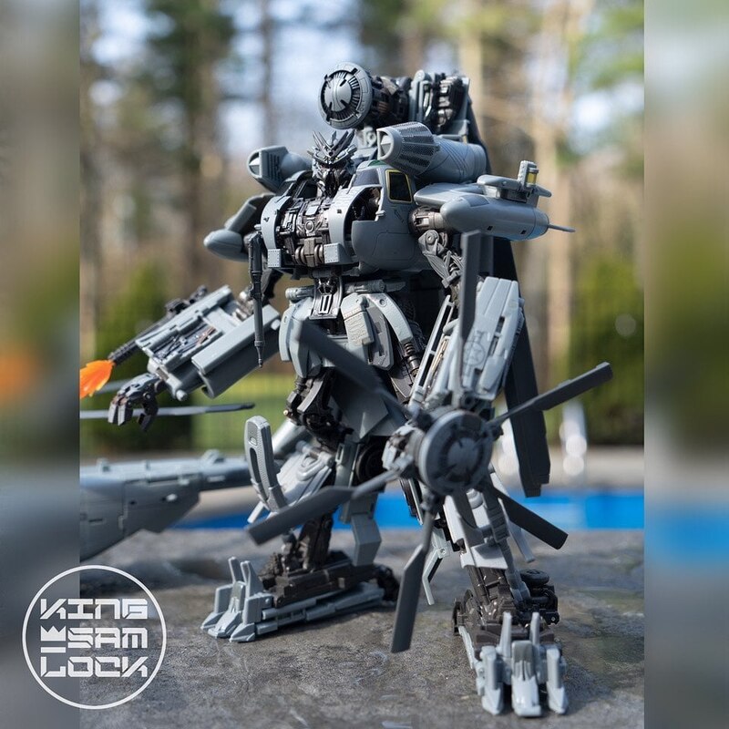 Transformers Masterpiece Movie MPM-13 Blackout Official In-Hand